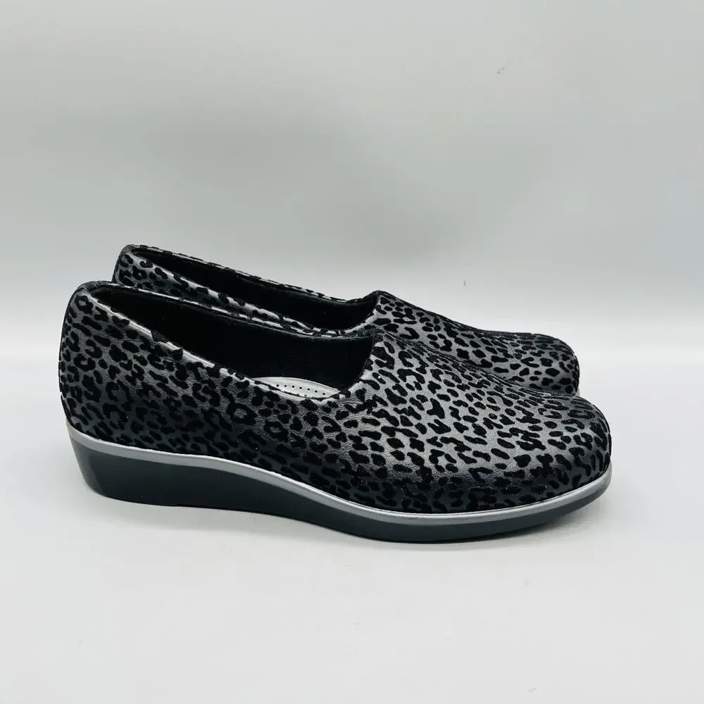 SAS Shoes Women 8 Gray Leather Animal Print Tripad Comfort Slip On Wedge Walking
